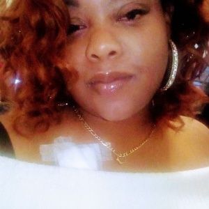 Meet your Posher, Toinette donaldson